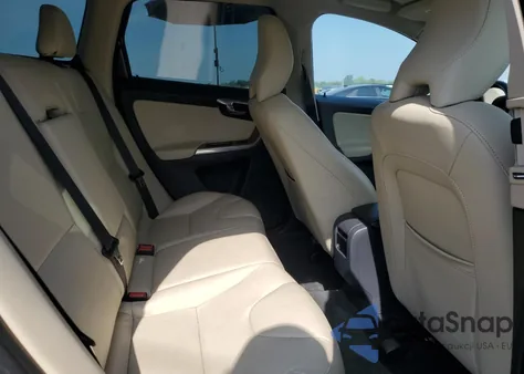 2017 Volvo Xc60 T5 Inscription из США, поврежденный, VIN YV440MDU5H2156506